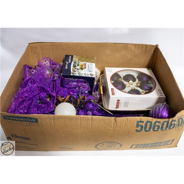 BOX WITH CHRISTMAS DECOR - RIBBON, TREE
