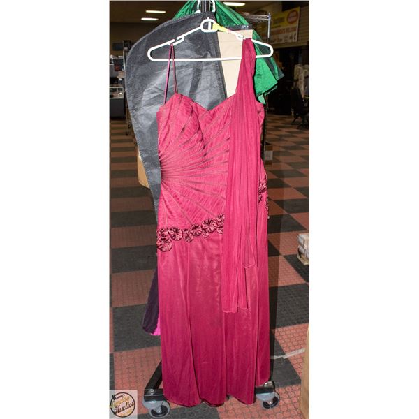 MICHAEL RED FORMAL DRESS SIZE 12