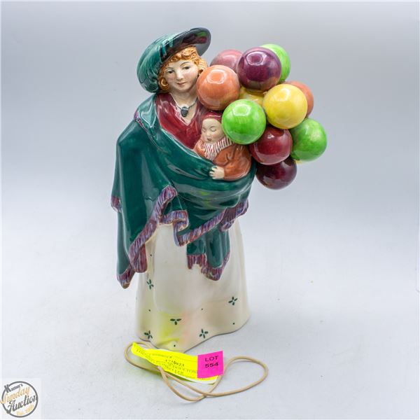 VINTAGE ROYAL DOULTON HN583 THE BALLOON SELLER