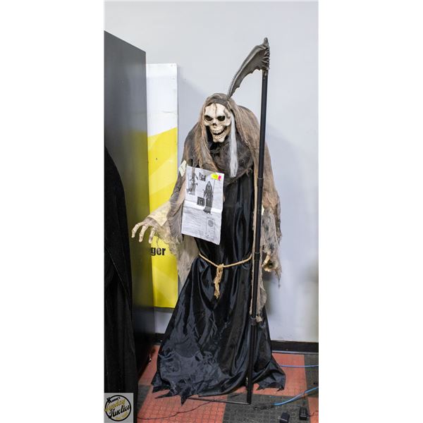 6FT LUNGING REAPER ANIMATED HALLOWEEN DECOR