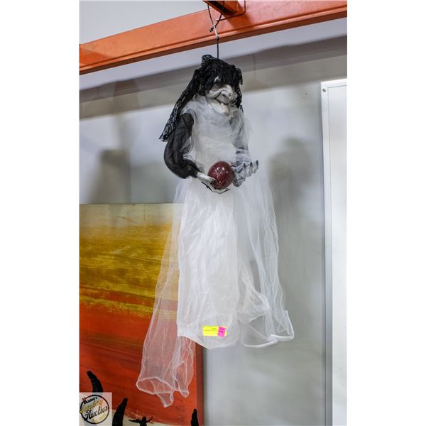 HANGING HAG HALLOWEEN DECOR