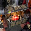 Image 1 : ANIMATED PIRATE IN CHEST HALLOWEEN DECOR