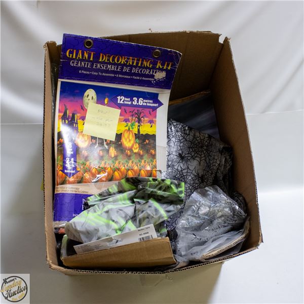 LOT OF HALLOWEEN DECORATING KITS