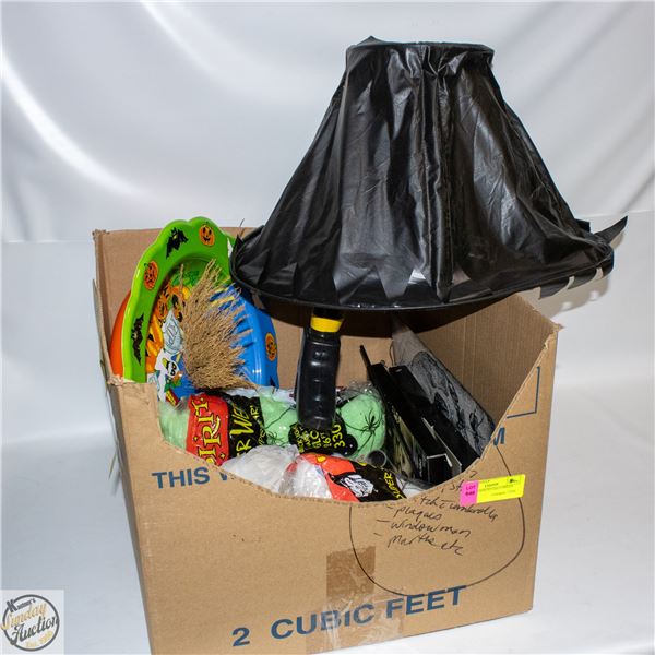 LOT OF ASSORTED HALLOWEEN DECOR
