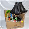Image 1 : LOT OF ASSORTED HALLOWEEN DECOR
