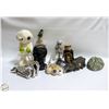 Image 1 : LOT OF ASSORTED HALLOWEEN DECOR