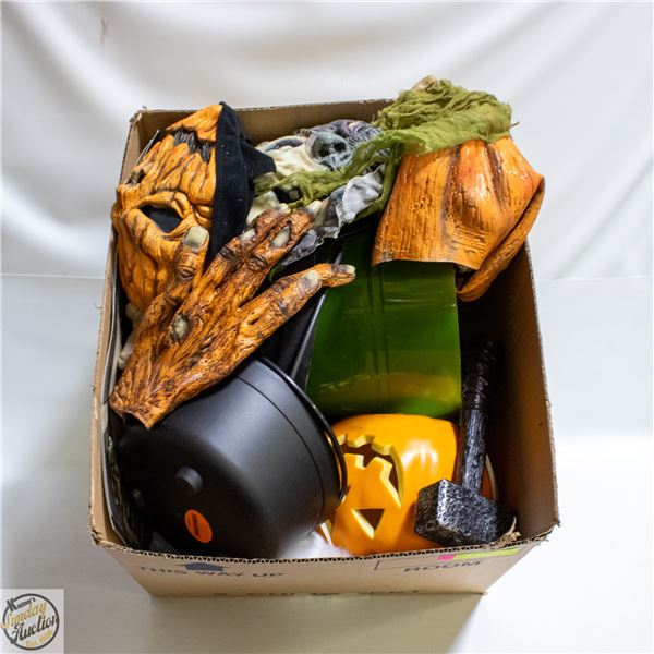 LOT OF ASSORTED HALLOWEEN DECOR