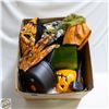 Image 1 : LOT OF ASSORTED HALLOWEEN DECOR