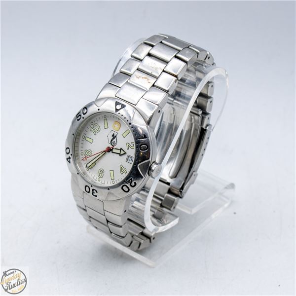 VINTAGE SWISS ARMY SYNCRUDE CANADA WATCH
