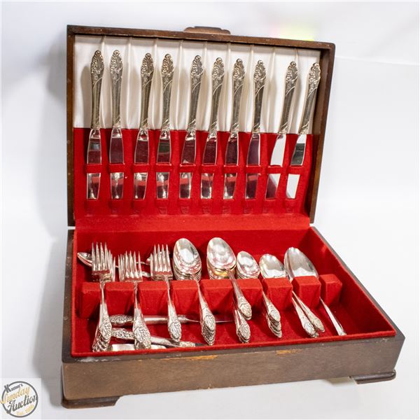 VINTAGE SILVER-PLATED FLATWARE