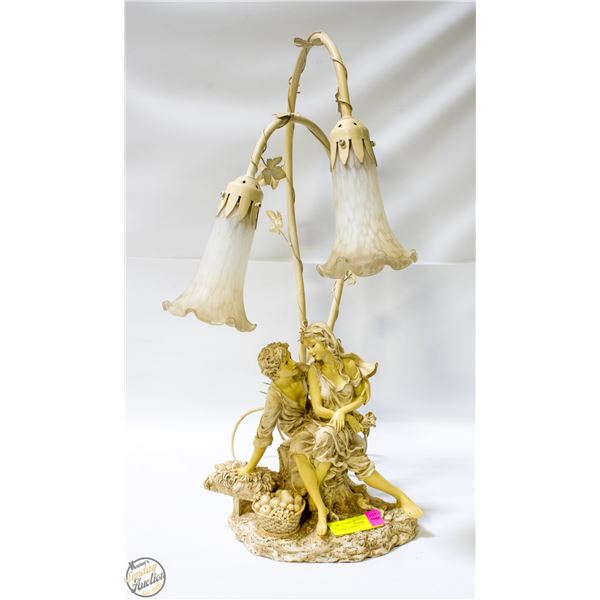 VINTAGE "ADAM & EVE" EMBRACING LAMP