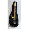 Image 1 : YAMAHA STRAT STYLE BLACK WITH SOFT CASE