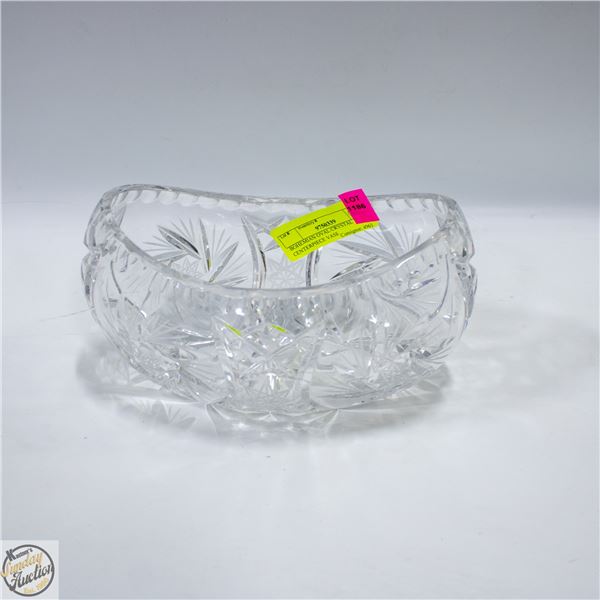 BOHEMIAN OVAL CRYSTAL CENTERPIECE VASE