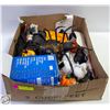 Image 1 : BOX LOT OF HALLOWEEN DECOR