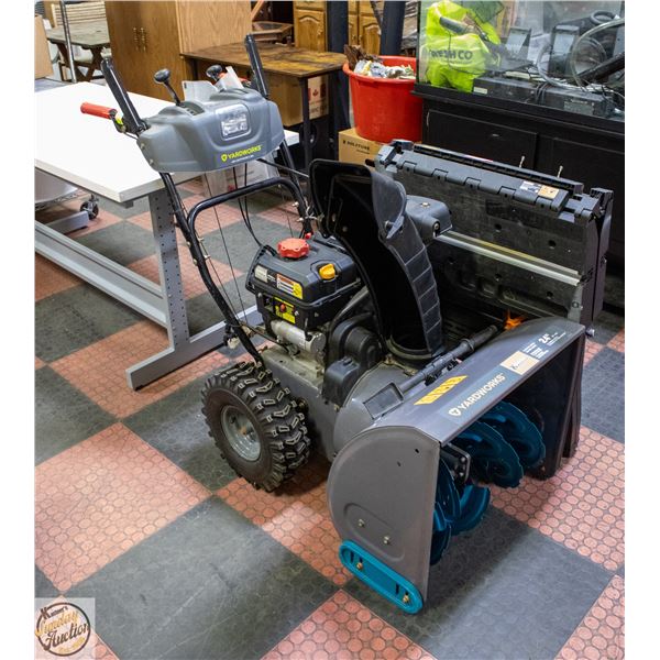 YARDWORKS 24" 208CC GAS SNOWBLOWER
