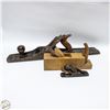 Image 1 : LOT OF VINTAGE WOOD WORKING PLANARS