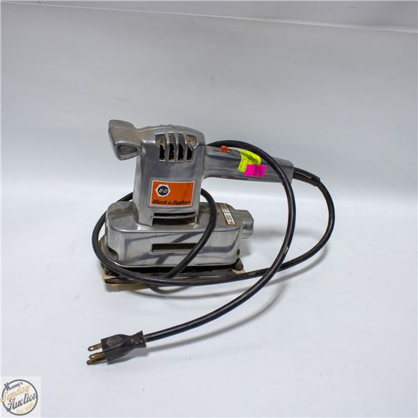 VINTAGE BLACK & DEKER DUAL ACTION DELUXE SANDER