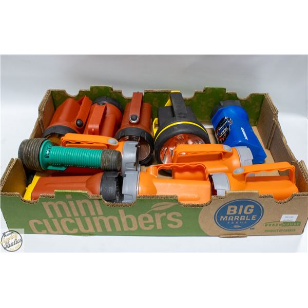 5 LED FLASHLIGHTS + 8 FLASHLIGHTS
