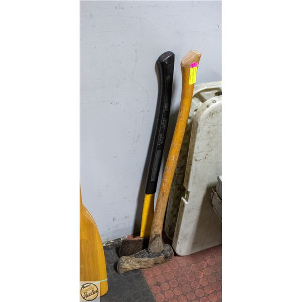 AXE SOLD WITH SPLITTING AXE