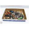 Image 1 : LOADED FLAT OF MISC BITS/HEX DRIVERS