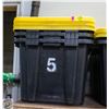 Image 1 : LOT OF 3 STORAGE TOTES