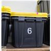 Image 1 : LOT OF 2 STORAGE TOTES