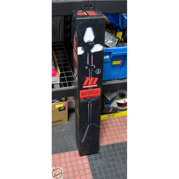 NEW MOTOMASTER 3 BLADE TRIPOD WORK LIGHT 1000L