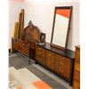 Image 1 : 6 DRAWER DRESSER SOLD WITH BEDFRAME