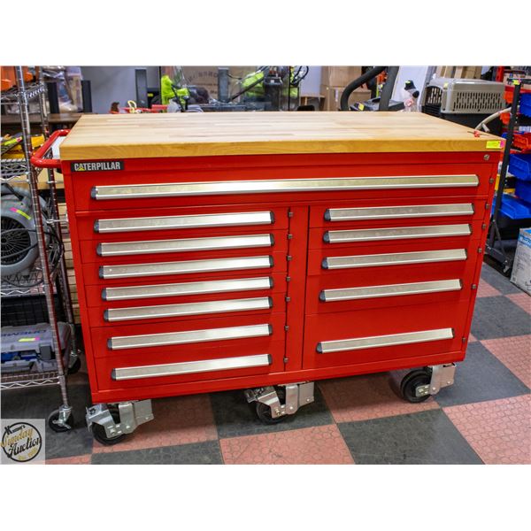 CATERPILLAR HEAVY DUTY ROLLING TOOL CHEST WITH