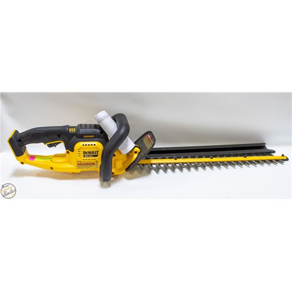 DEWALT 20V MAX 22" HEDGE TRIMMER