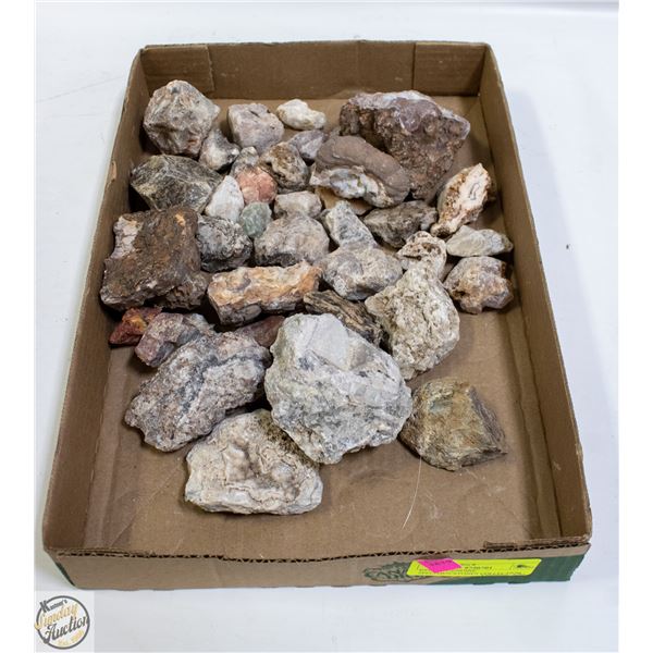 ESTATE GENUINE SPECIMEN/STONES COLLECTION