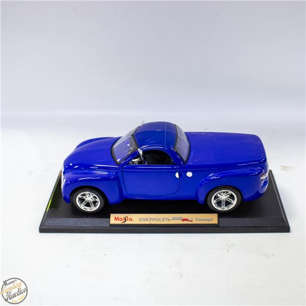 MAISTO CHEVROLET SSR CONCEPT DIECAST 1:18 SCALE