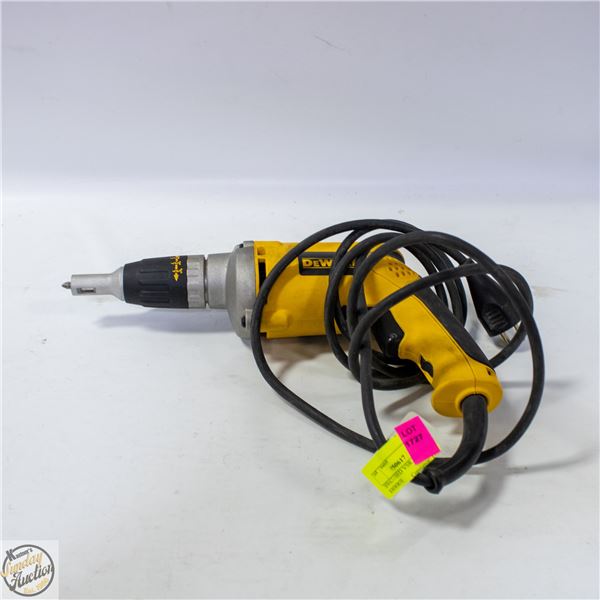 DEWALT CORDED VSR DRYWALL SCREWDRIVER