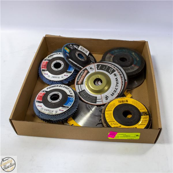 FLAT OF ASSORTED CUTTING BLADES