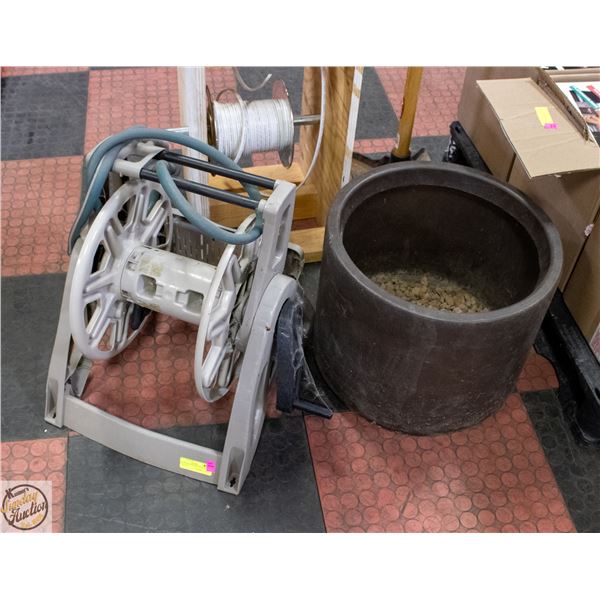 PLASTIC PLANTER POT SOLD WITH HOSE REEL
