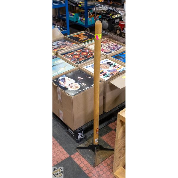 10" X 10" GARANT TAMPER 43" HANDLE