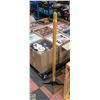 Image 1 : 10" X 10" GARANT TAMPER 43" HANDLE