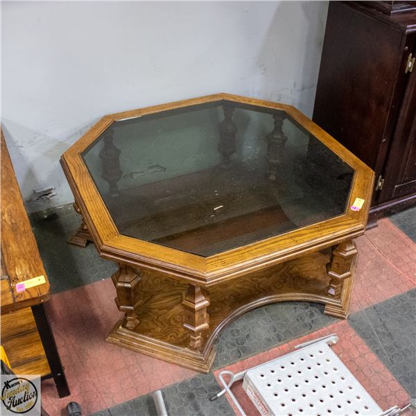 ESTATE COFFEE TABLE WITH GLASS TOP INSERTS H-16"