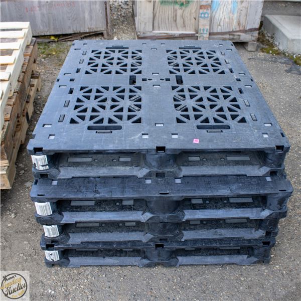LOT OF 4 HD PLASTIC PALLETS