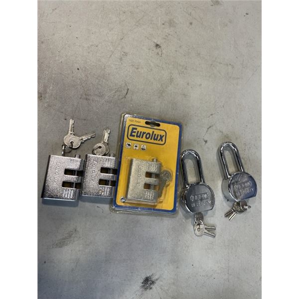5 HEAVY DUTY LOCKS WITH KEYS
