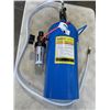 Image 1 : PORTABLE SODA BLASTER TANK WITH REGULATOR AND HOSE
