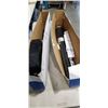 Image 1 : 2 DEA ELECTRONIC GATE CONTROL ARMS WITH KEYS AND FOB
