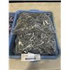 Image 2 : TRAY OF NEW SNAP CLIPS AND TRAY OF SMALL MAGNIFIERS