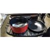 Image 2 : CASE OF LILY PAD FOUNTAIN PADS AND PLASTIC SOUP BOWL WITH LID