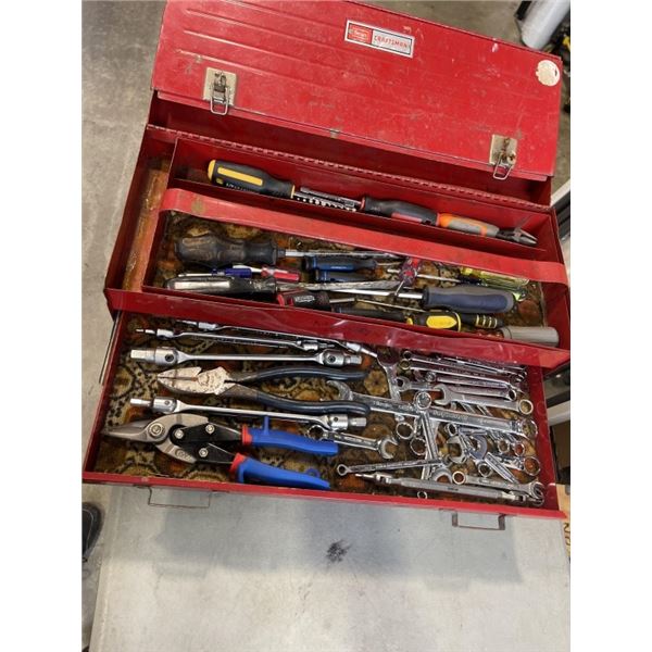METAL TOOLBOX WITH CONTENTS INCLUDING PLIERS, WRENCHES, SCREWDRIVERS ETC