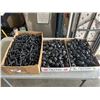 Image 1 : 2 TRAYS OF PLASTIC BULKHEAD FITTINGS AND TRAY OF THREE-WAY BARBED TEE CONNECTOR