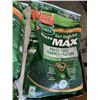 Image 3 : 2 BAGS OF SCOTTS GREEN MAX TURF BUILDER LAWN SEED