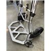 Image 3 : FOLDING CHROME DOLLY