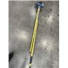Image 1 : 4 BRUSHES ON LONG POLES