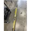 Image 3 : 4 BRUSHES ON LONG POLES
